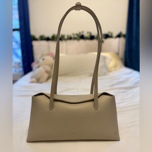 Freja Chrystie Oat Handbag